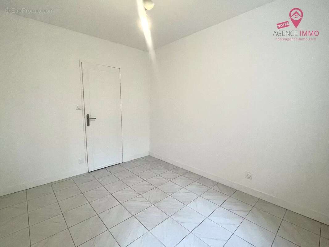 Appartement à VAULX-EN-VELIN