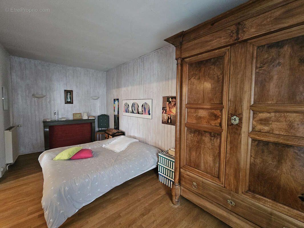 Maison à VERCEL-VILLEDIEU-LE-CAMP
