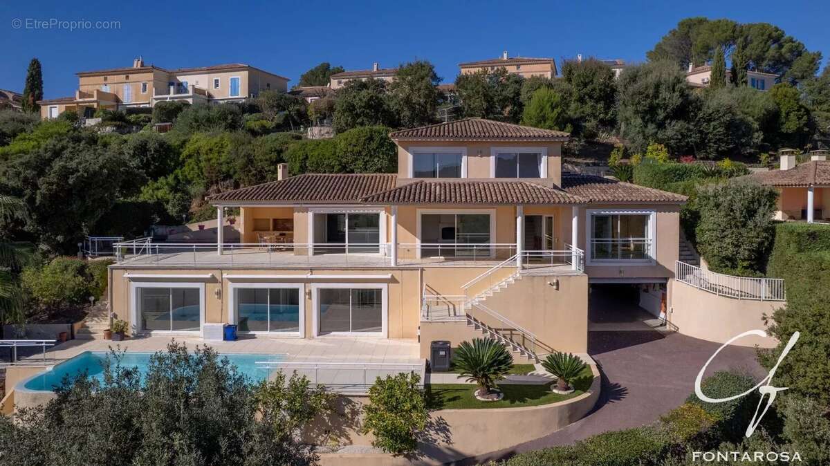 Maison à SAINT-RAPHAEL