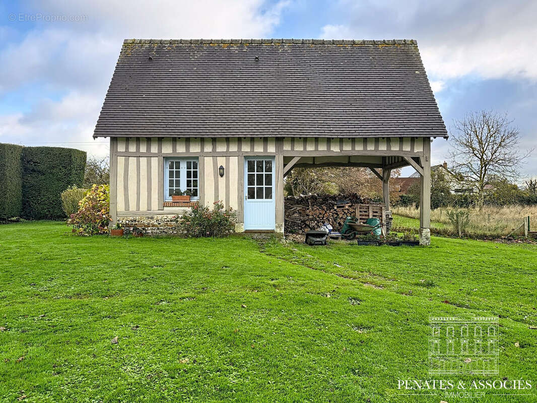 Maison à SAINT-JACQUES-SUR-DARNETAL
