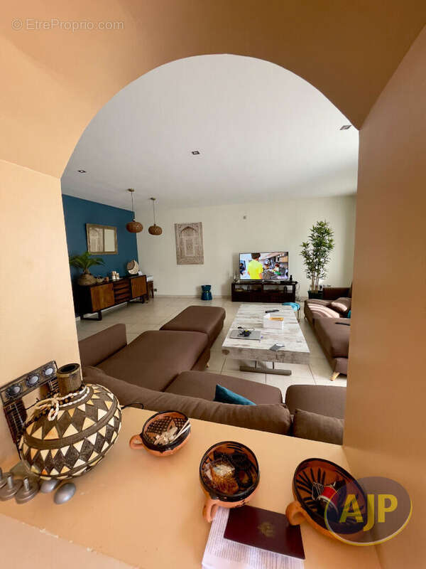 Maison à LA CHAPELLE-SUR-ERDRE