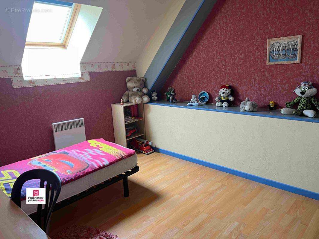 Maison à NEAUPHE-SOUS-ESSAI