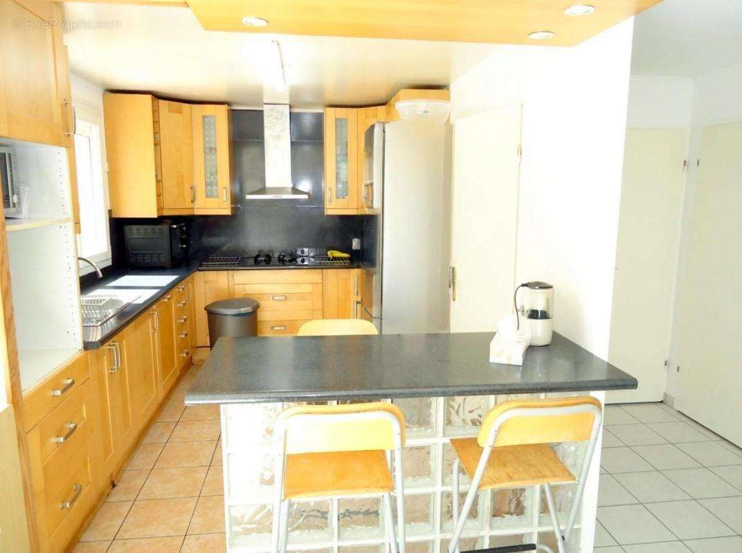 SARCELLES - Maison 7 pièces / 5 chambres - 132 m2- 481 000 € FAI - photo 7
