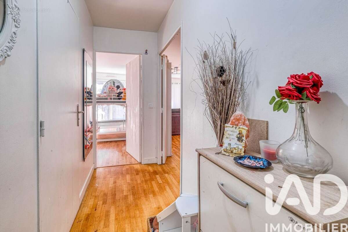 Photo 9 - Appartement à ROSNY-SOUS-BOIS