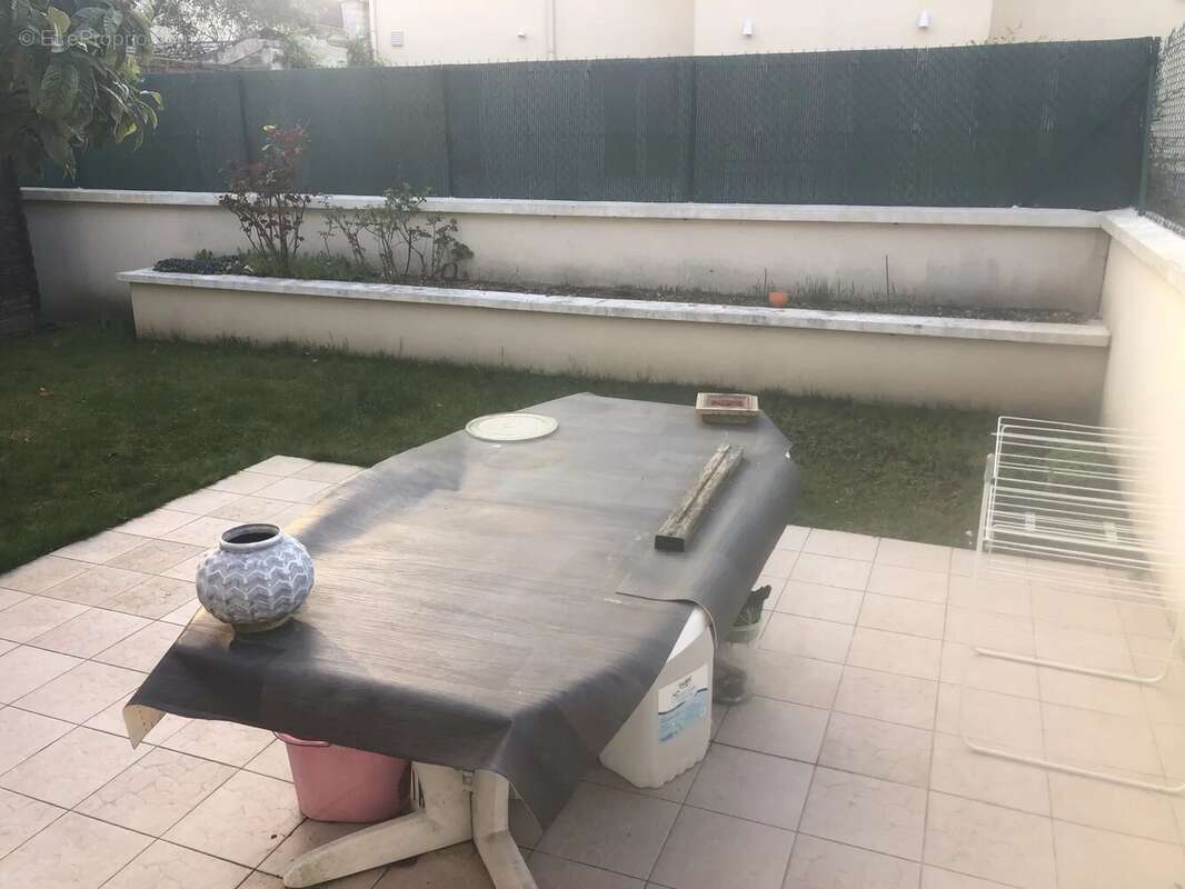 Maison à SARTROUVILLE