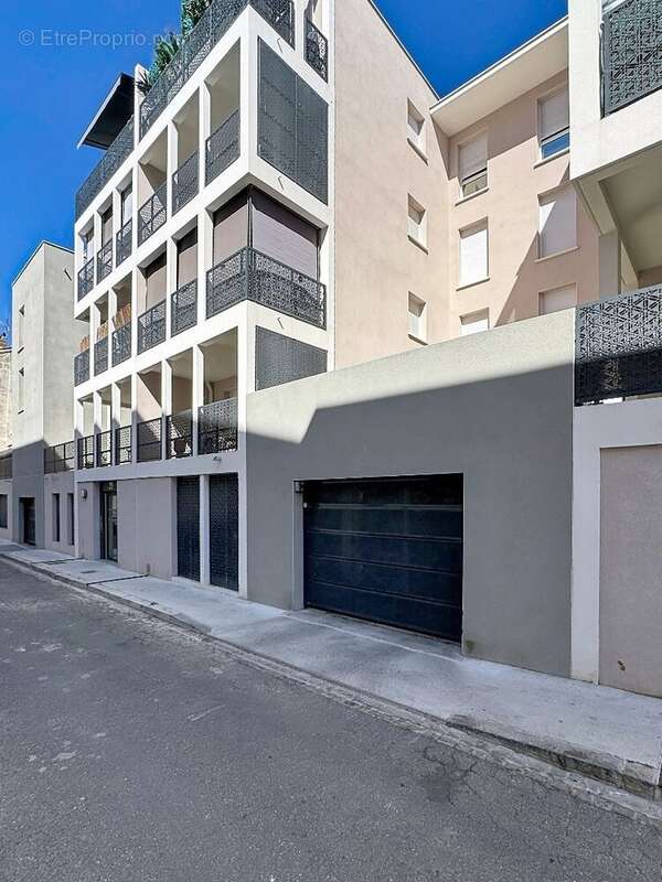 Appartement à BEZIERS