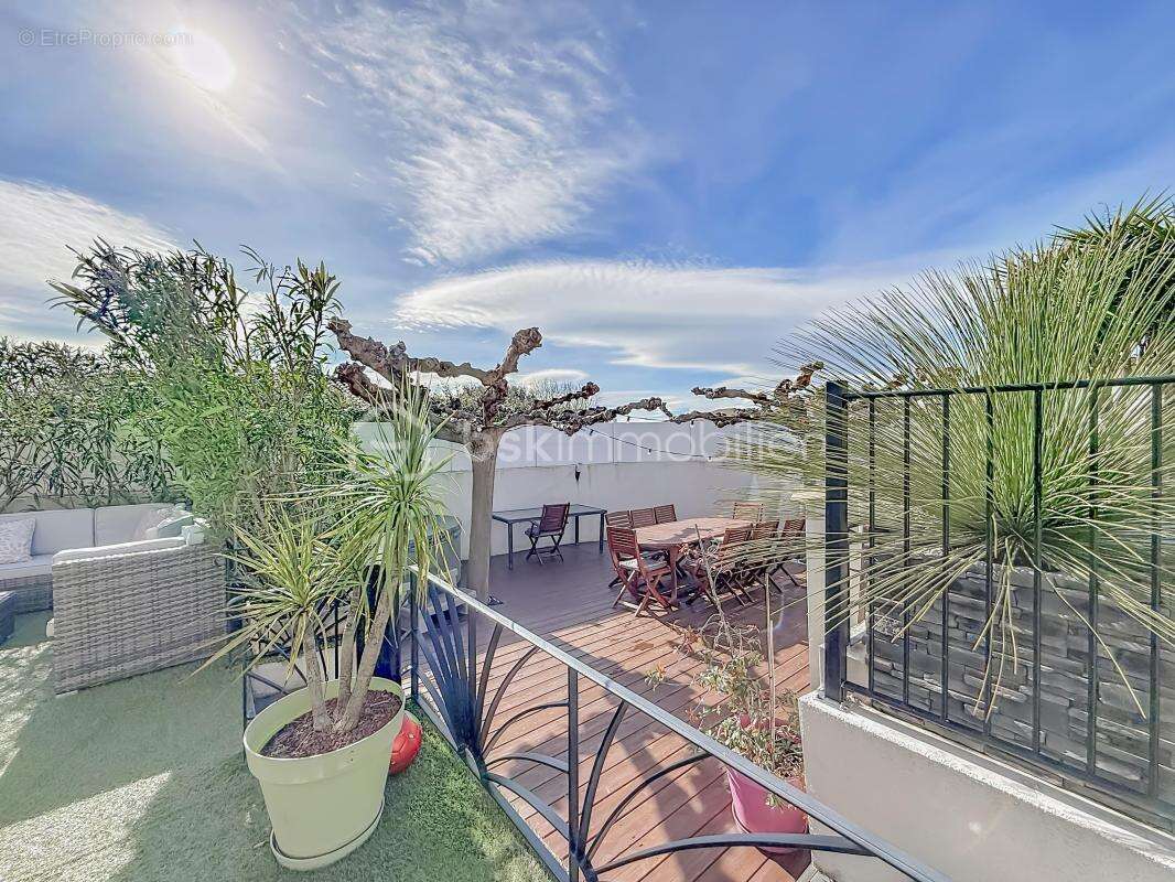 Maison à COURNONSEC