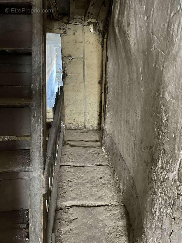 Maison à VALREAS