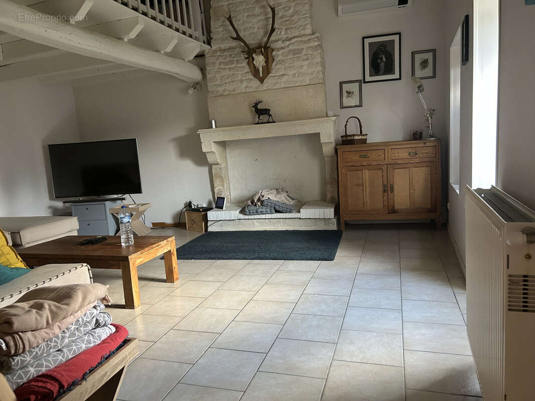 Maison à BOUILLE-COURDAULT