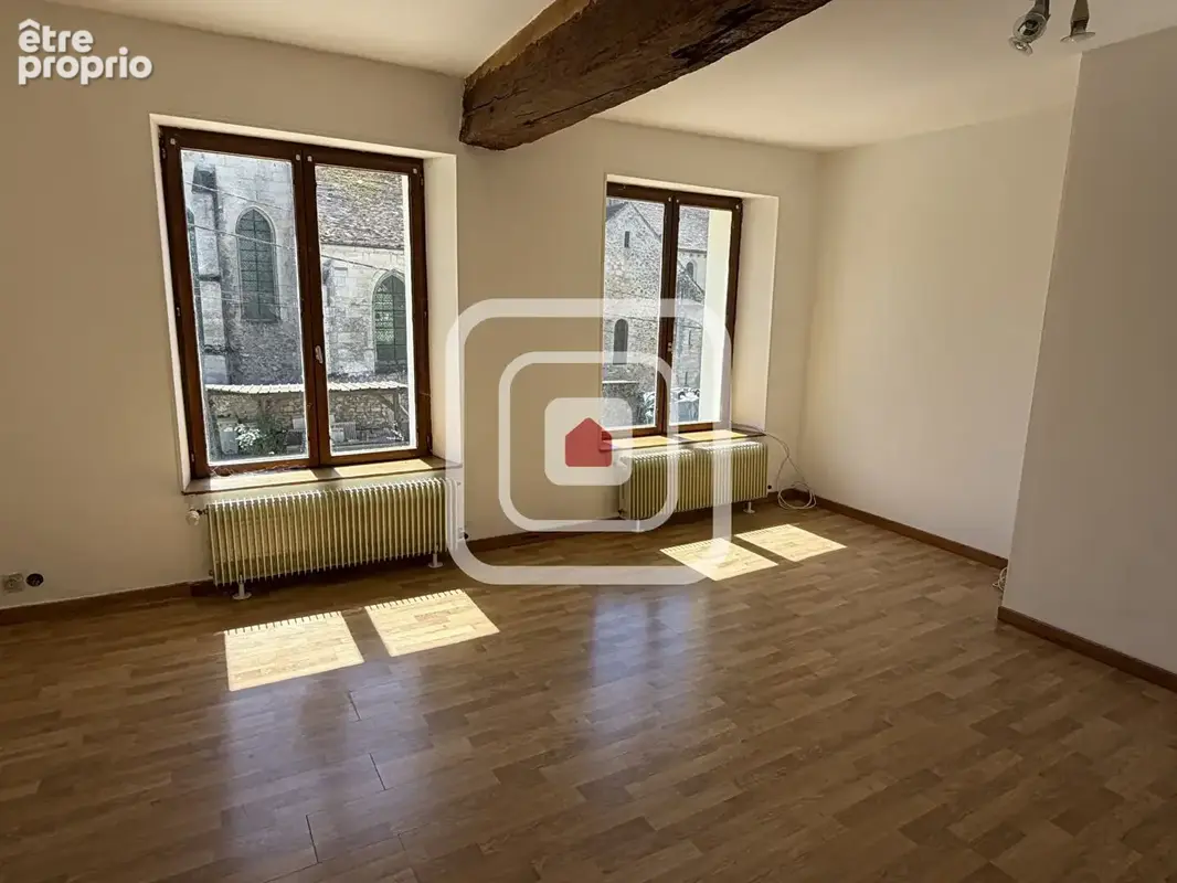 Ensemble immobilier de 278 m² avec jardin, piscine et dépendances - photo 18