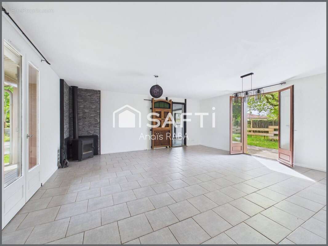 Maison 128 m² à La Teste-De-Buch  - photo 2