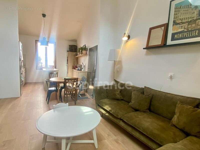Appartement à PAULHAN
