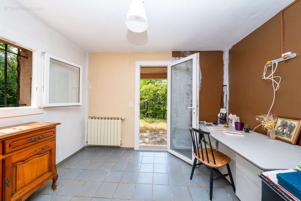 Maison à GREOLIERES