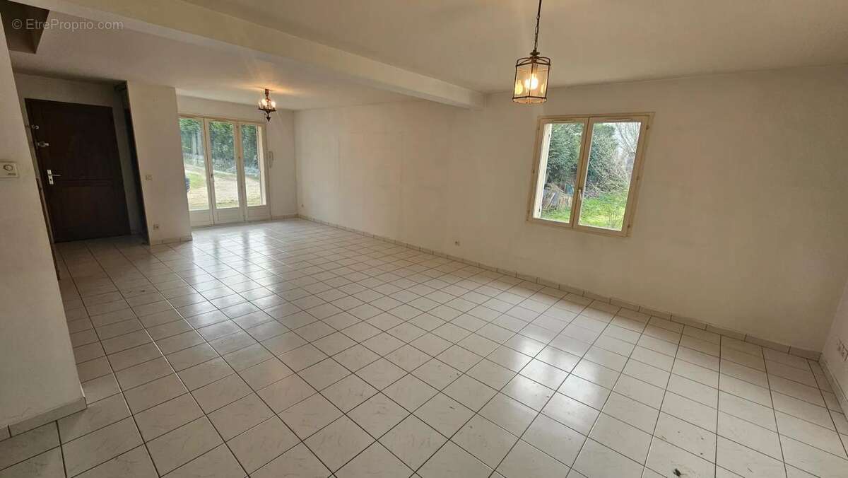Maison à GAMBAIS