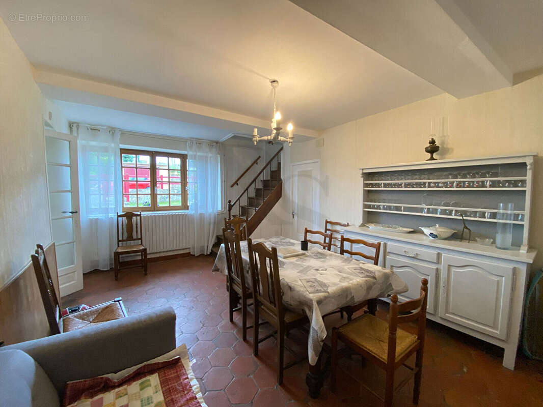 Maison à MORTREE