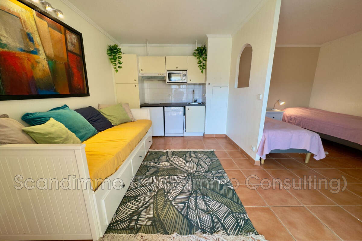 Appartement à MANDELIEU-LA-NAPOULE
