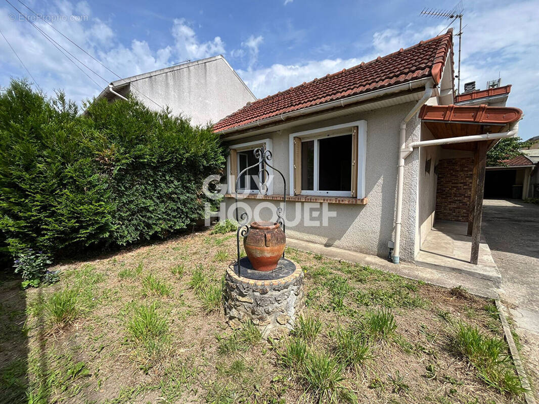 Maison à CHELLES