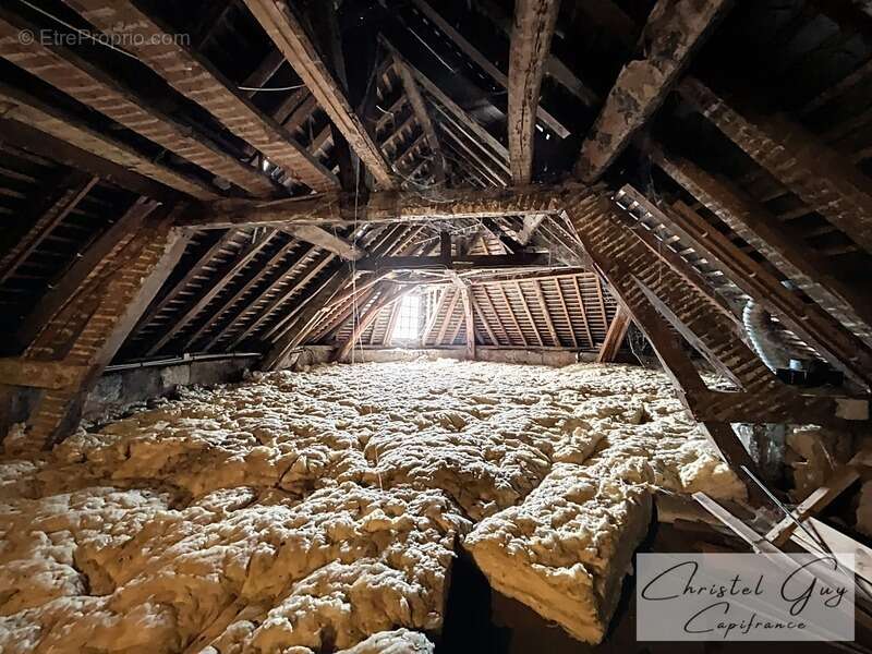 Appartement à CHATEAU-DU-LOIR