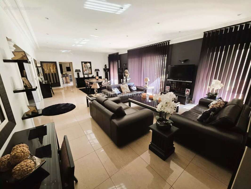 Maison à DRAGUIGNAN