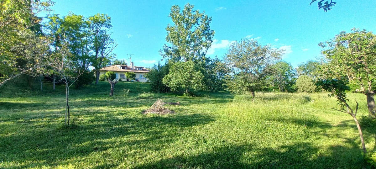 Maison à MAUVEZIN