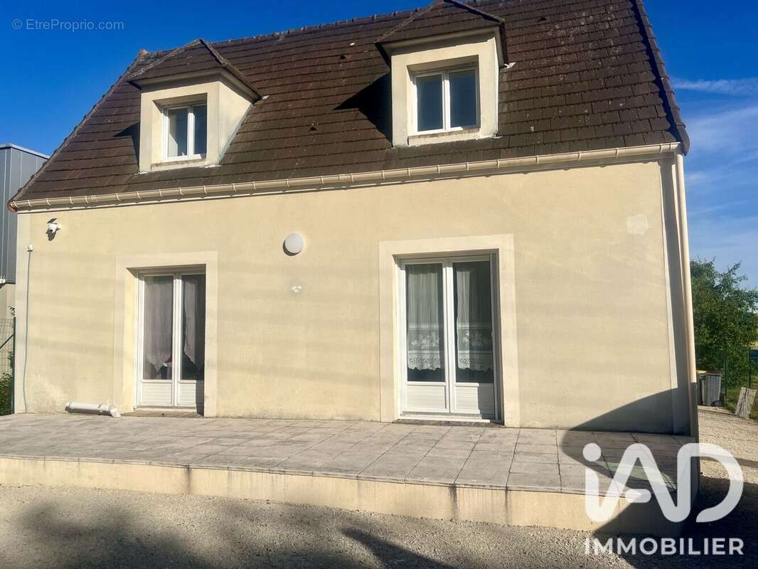 Photo 2 - Maison à BESSANCOURT