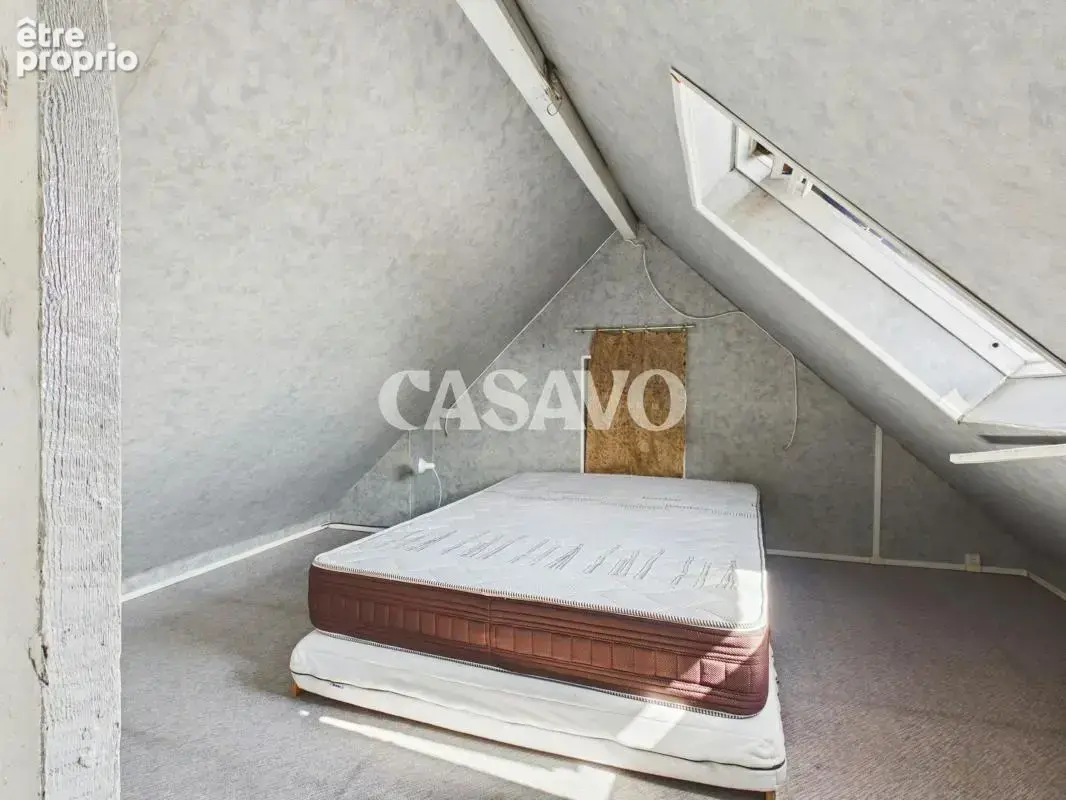 Vente Maison 5 pièces de 155m² - 94120 Fontenay-sous-Bois - photo 11