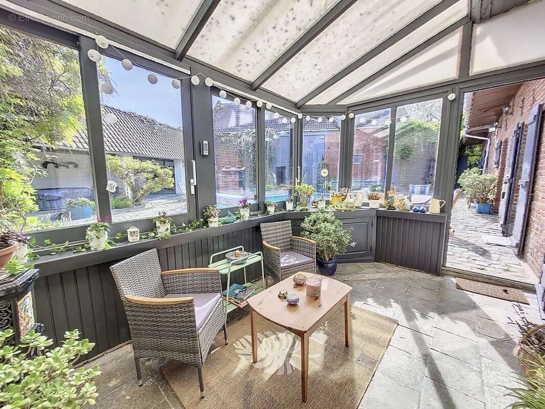 Maison à CAMPHIN-EN-CAREMBAULT