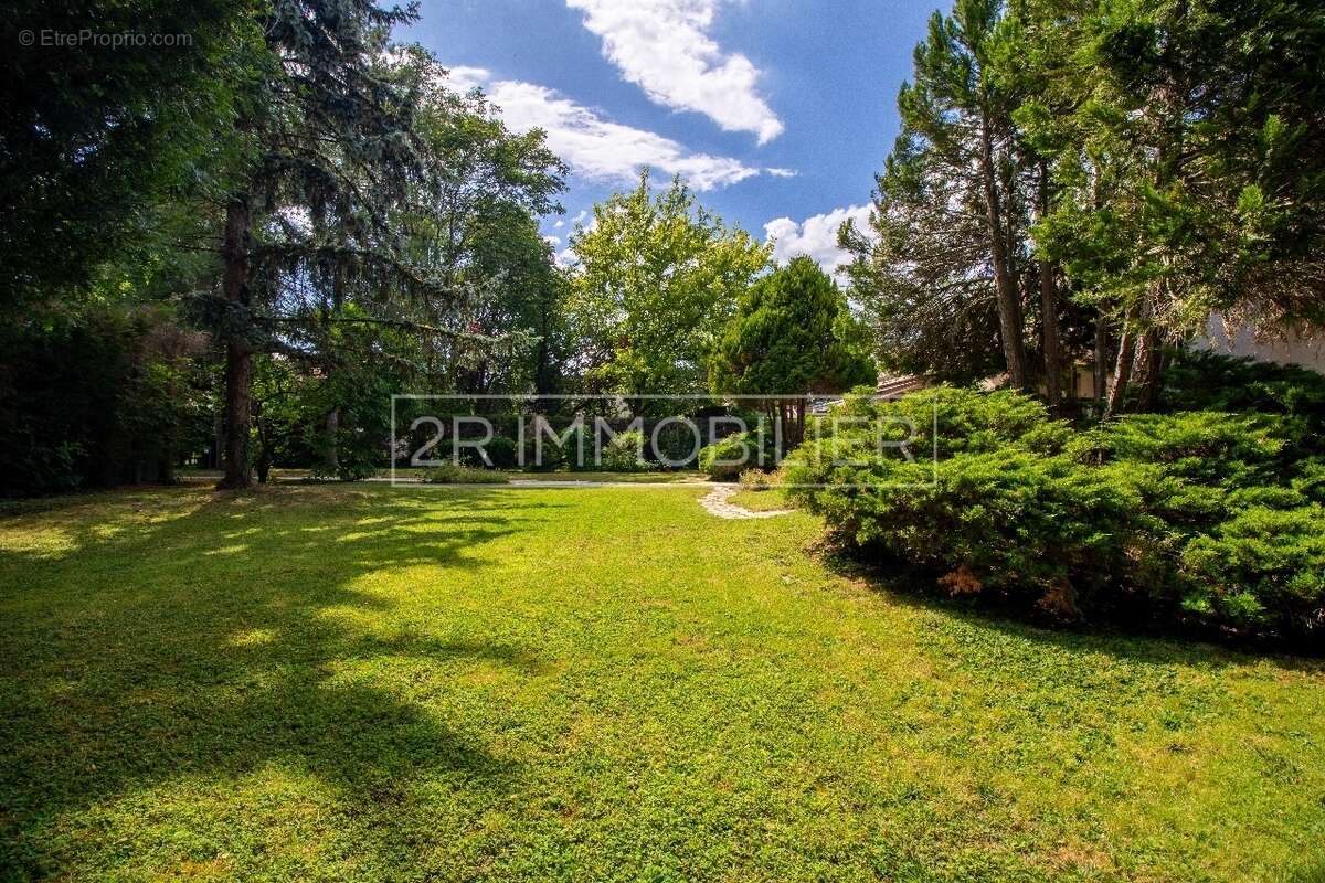 Maison à LAGNY-SUR-MARNE