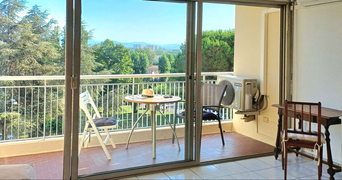 Cannes Marina - Studio  - résidence de standing avec piscine - photo 5