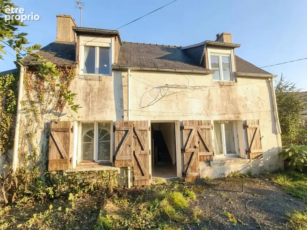 Maison à LE CLOITRE-SAINT-THEGONNEC