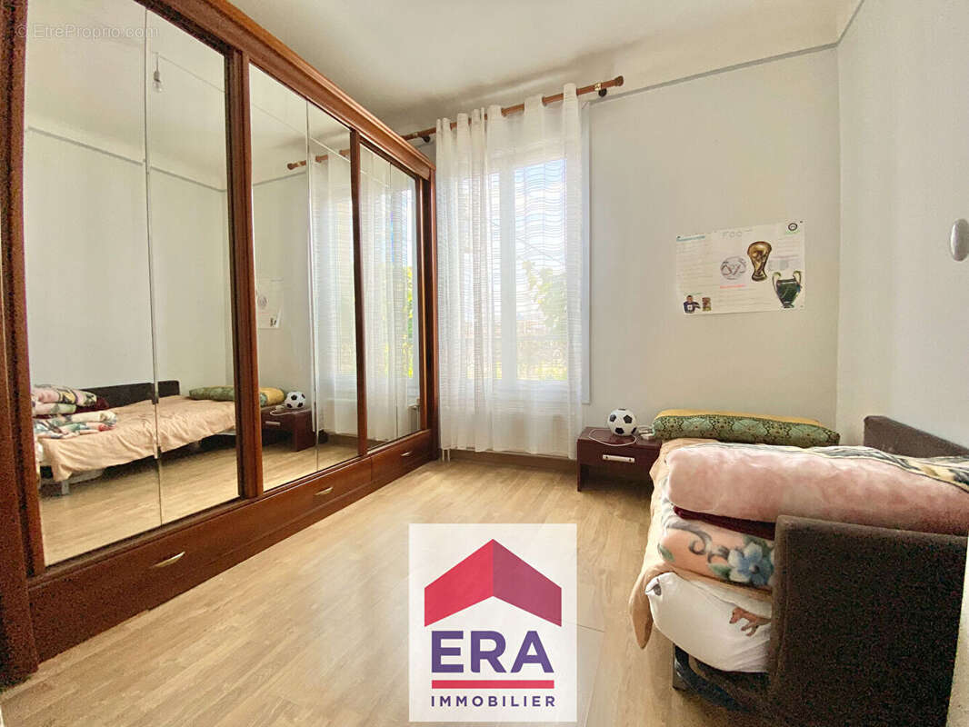 Maison à SARTROUVILLE