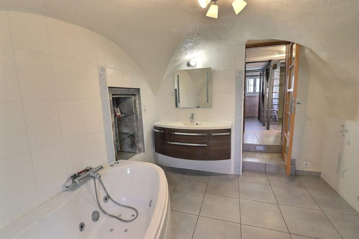 Maison 90 m² à Blanzat  - photo 6