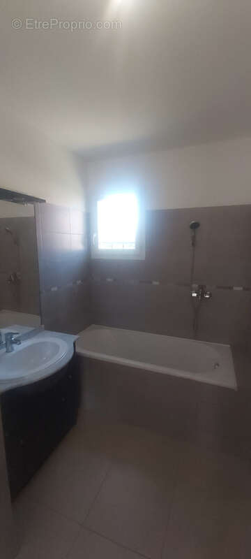 Maison à L&#039;ESCALE