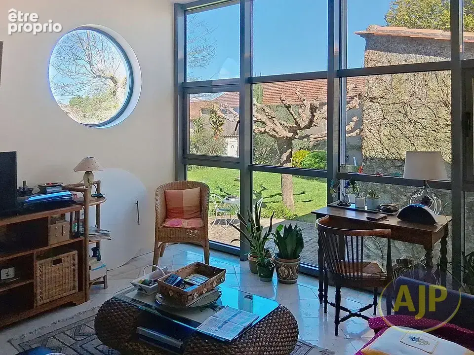 Maison  avec un jardin à Saint Estèphe - photo 2