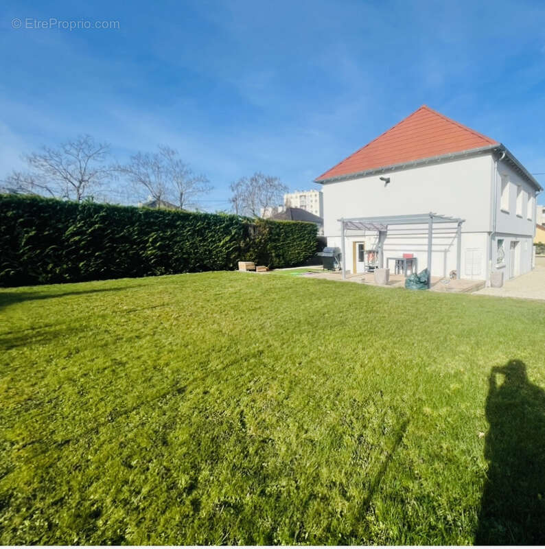 Maison à BELLERIVE-SUR-ALLIER
