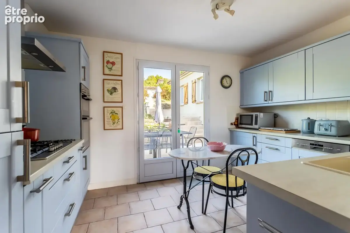 Maison de village avec jardin, piscine et parking - photo 17