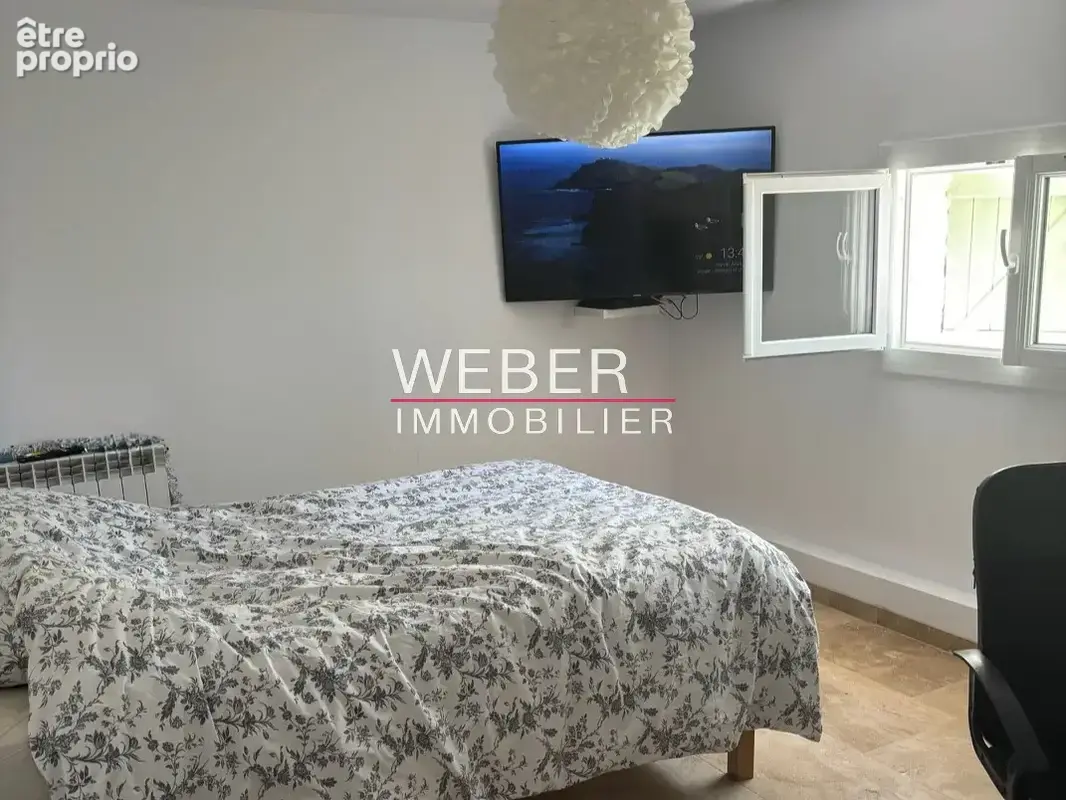 TOULON OUEST 4 CHEMINS - Maison 130 m2 - Piscine - Terrain 840 m2 - photo 9