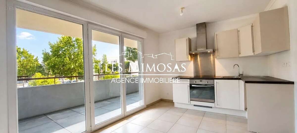 FREJUS-PLAGE, Appartement 2 pièces de 48m² avec garage - photo 4