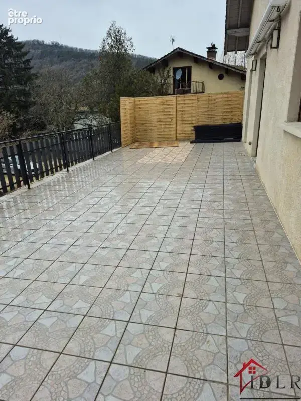 Appartement lumineux avec grande terrasse - Proche Besançon - photo 2
