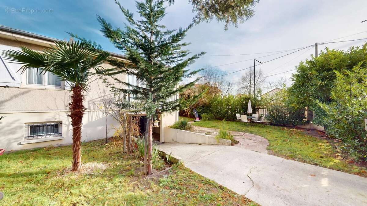 Maison à MONTFERMEIL