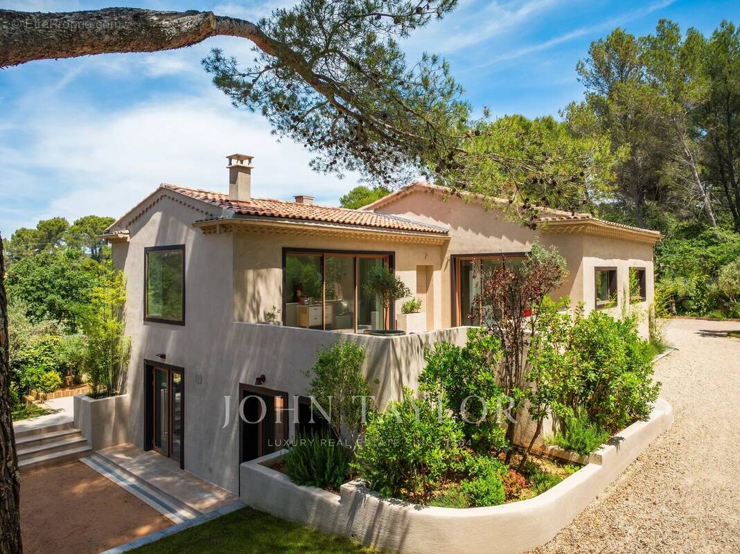 Maison à AIX-EN-PROVENCE