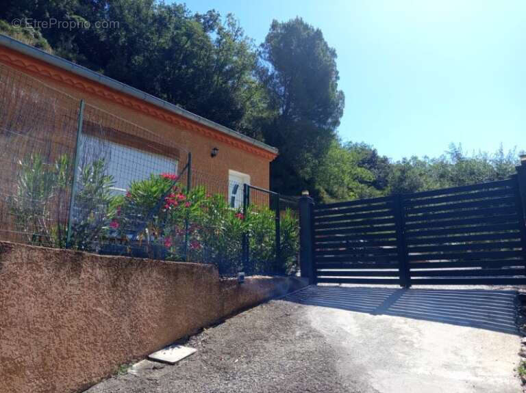 Maison contemporaine de plain-pied   Arles-sur-Tech - photo 5