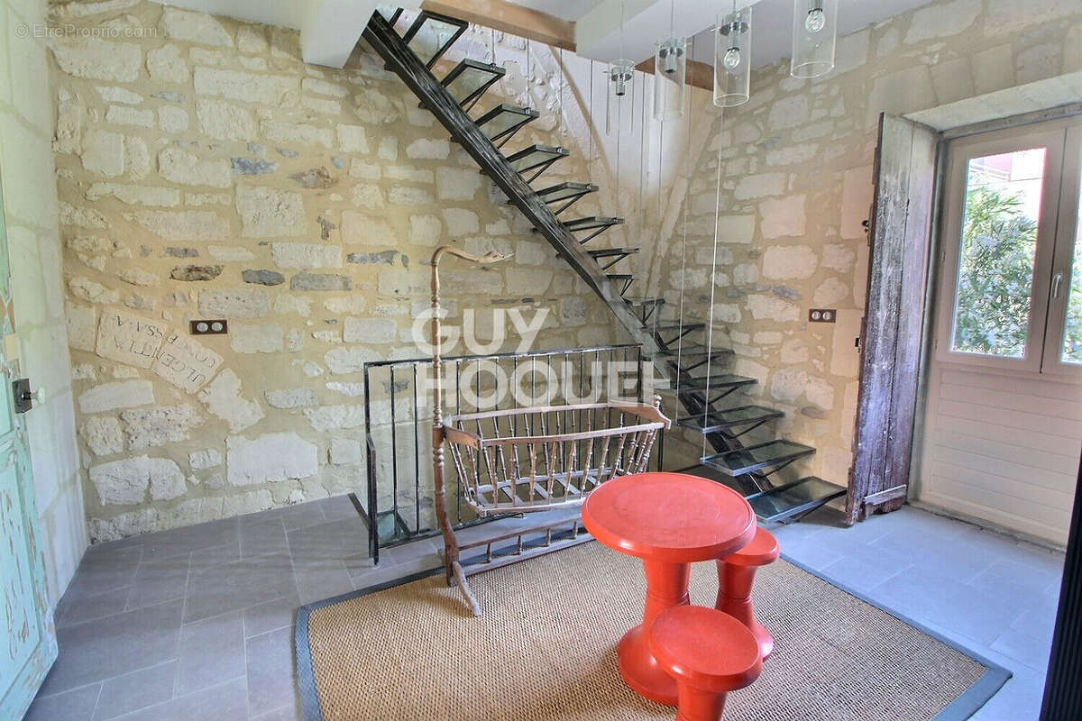 Maison de maître 11 pièce 395 m2 - photo 6
