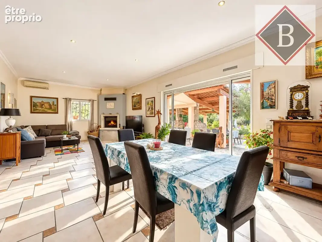 Maison 4 pièces 137 m² à vendre à Mougins (06250) - photo 5