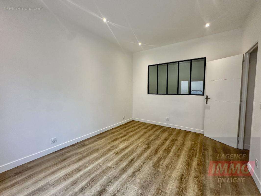 Appartement 36 m² à Lieusaint  - photo 4