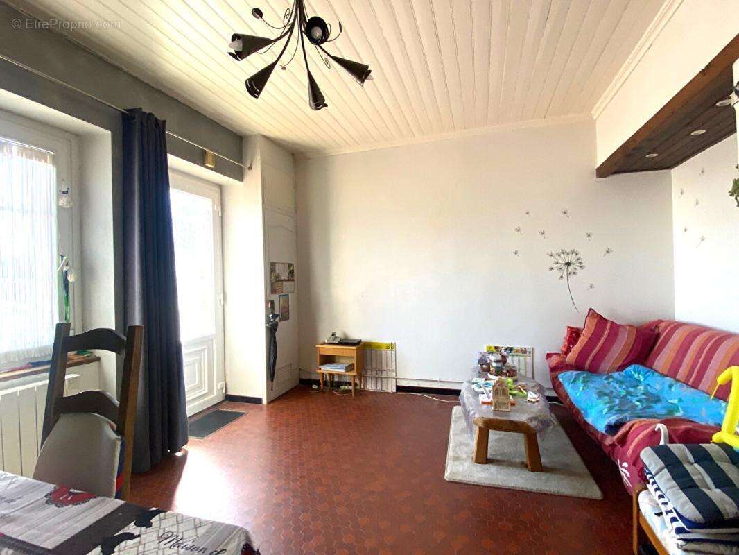 Maison à SAINTE-PAZANNE