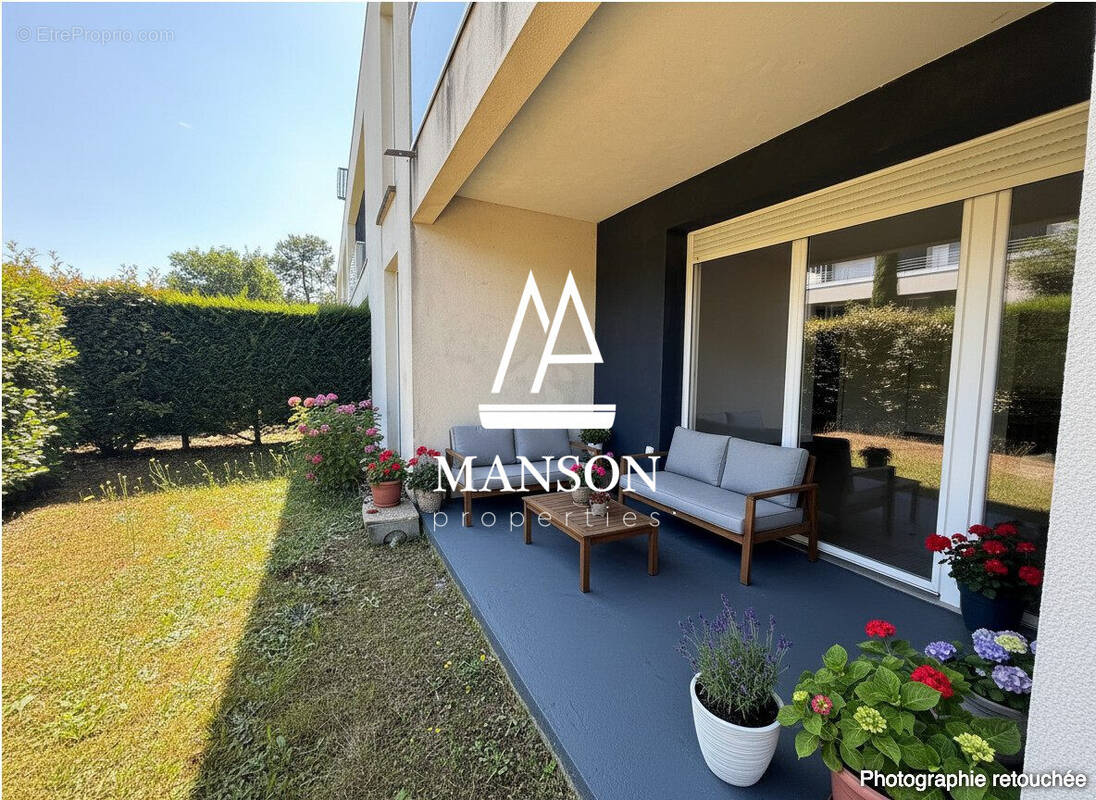 Appartement à PAREMPUYRE