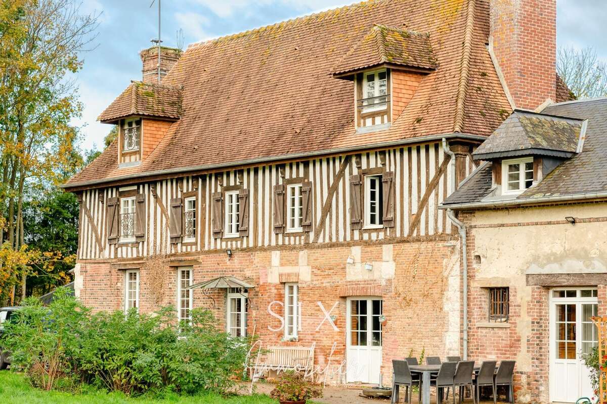 Maison à PONT-L'EVEQUE