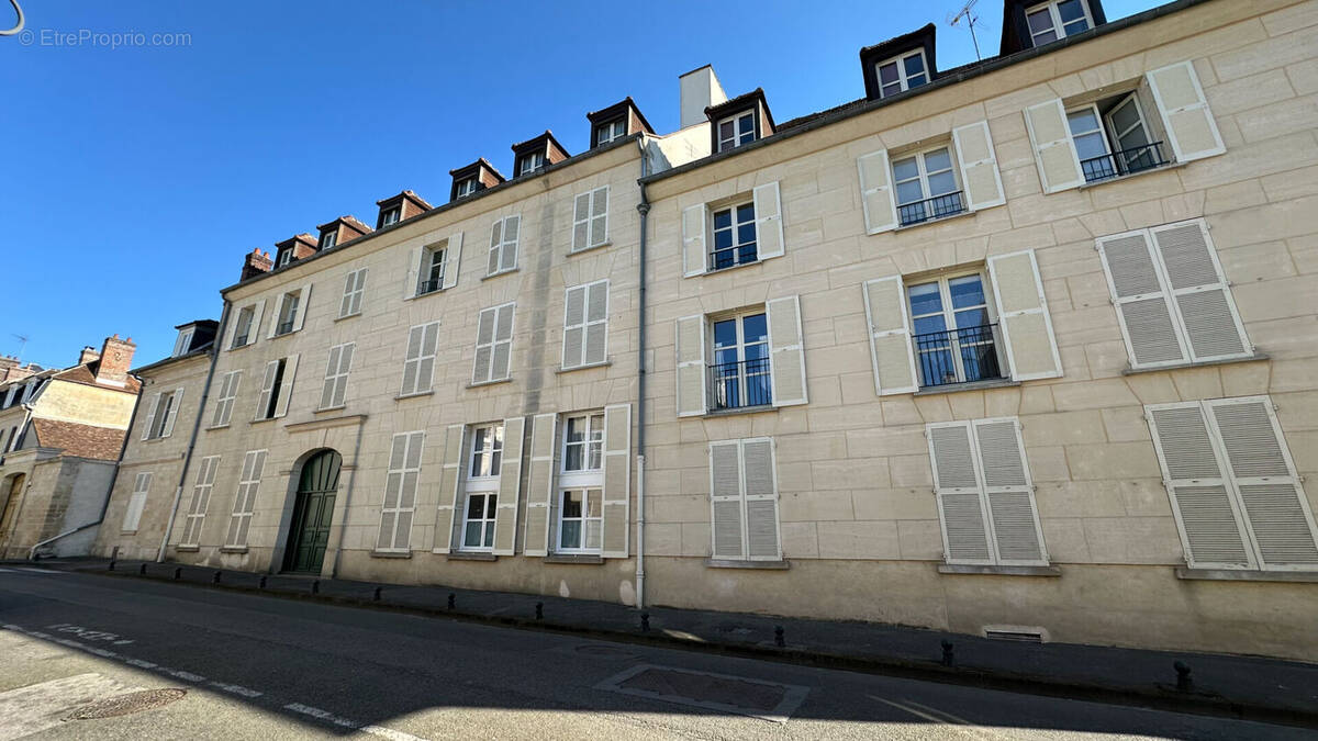 Autre à COMPIEGNE