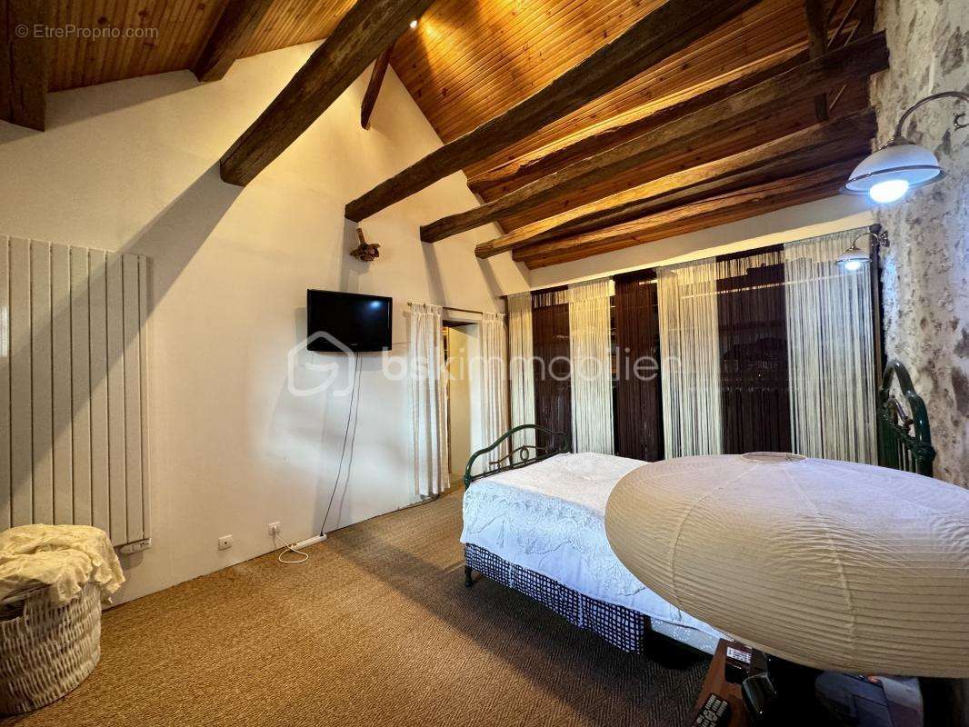 Maison à CHAMPAGNE-SUR-SEINE